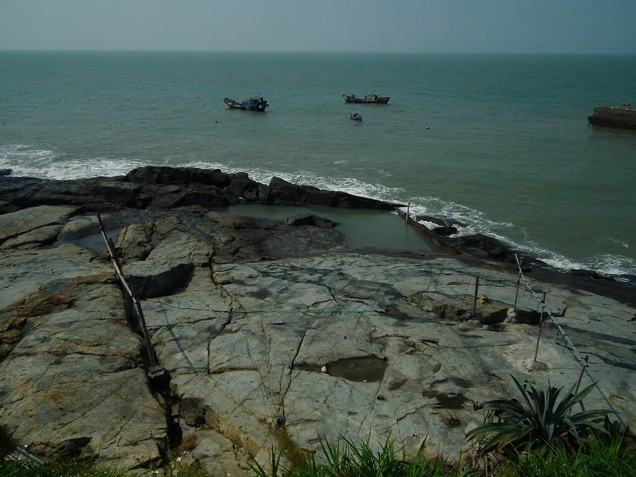 Qiaozi coast on Beigan, Matsu Islands, Taiwan — a known Blue Tears sighting spot, in daylight